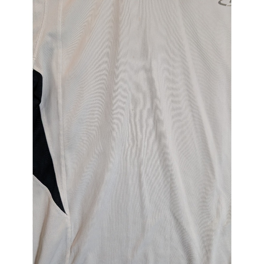 Champion Size Large Short Sleeve White Sports‎ Shirt - Picture 3 of 12